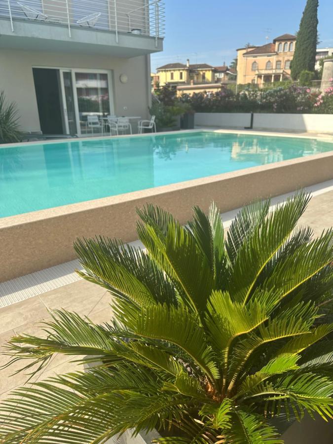 Holiday House Al Porto View Lake Peschiera del Garda Exteriör bild